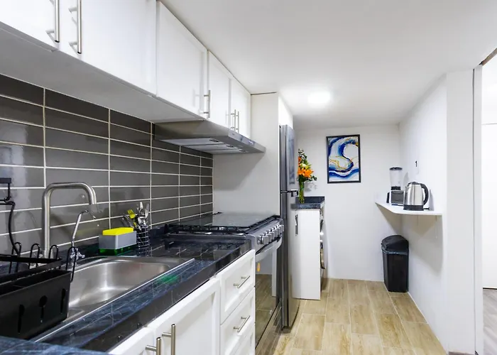 Private #3 In A 4 Bedroom In Roma Norte, Guest house